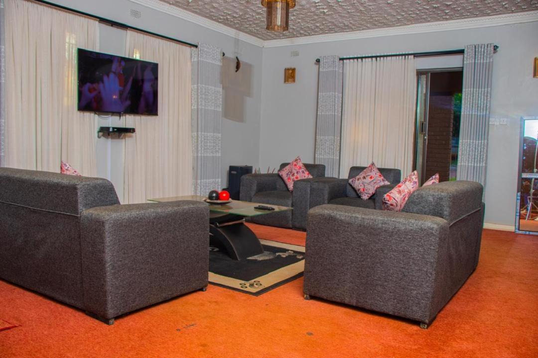 Photo of Livingroom in Harare