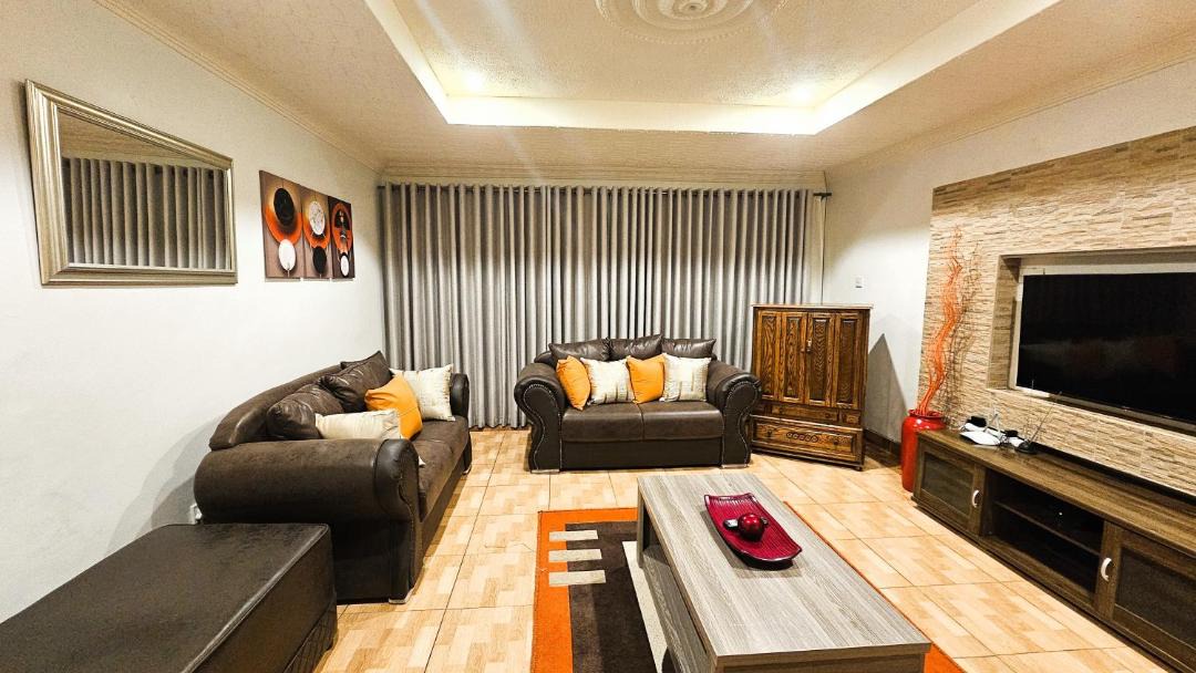 Photo of Livingroom in Bulawayo