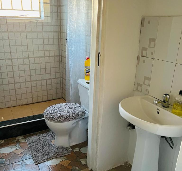 Photo of Bathroom in Livingstone