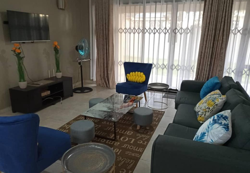 Photo of Livingroom in Harare