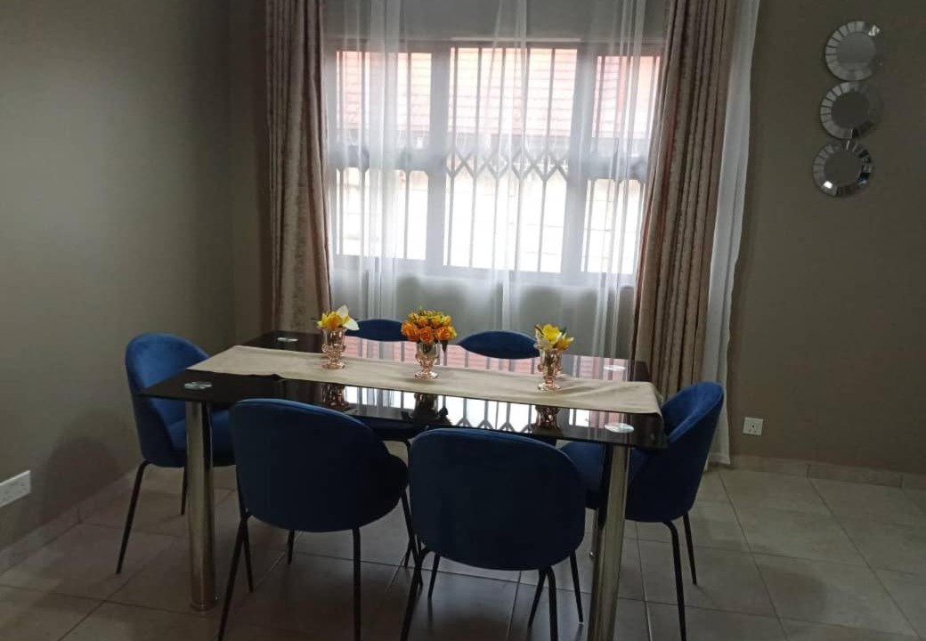 Photo of Livingroom in Harare