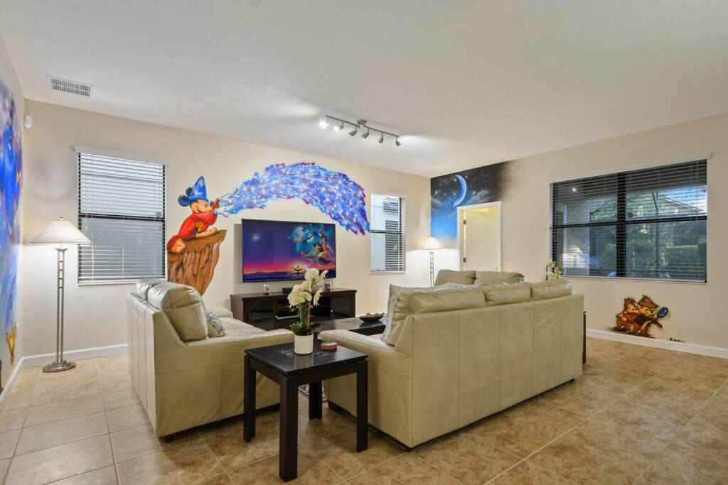 Photo of Livingroom in Davenport