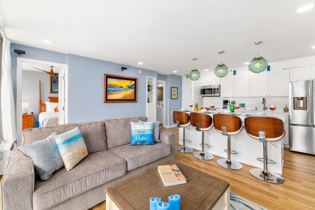 Photo of Livingroom in Waikiki