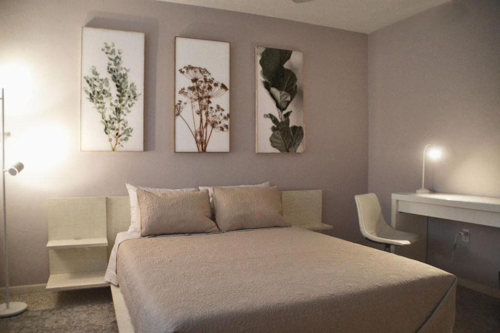 Photo of Bedroom in Arlington Park