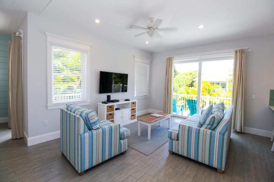 Photo of Livingroom in Holmes Beach