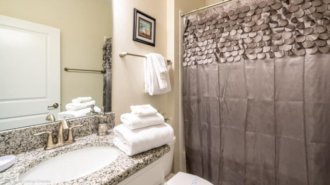 Photo of Bathroom in Davenport