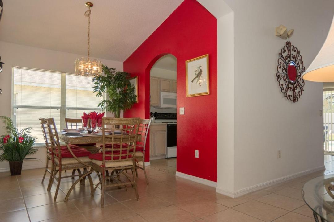 Photo of Livingroom in Westridge