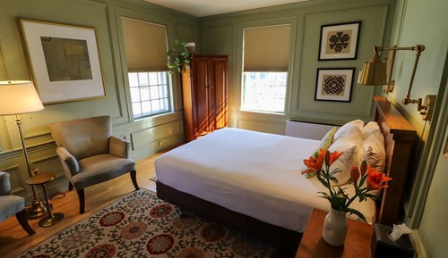 21 - Battell Room
