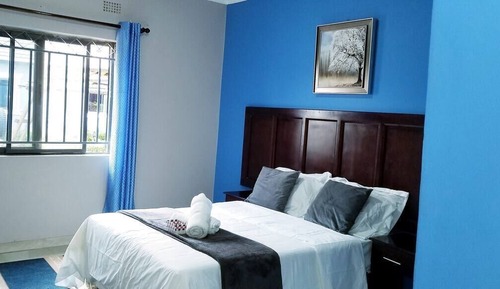 House, 3 Bedrooms, Non Smoking, Pool Access