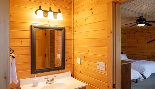 Comfort Single Room, 2 Queen Beds, Private Bathroom