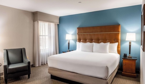 Room, 1 King Bed (Upper Floor)
