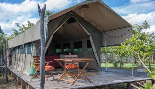 Luxury tent