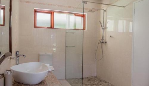 Double or Twin Room with Private Bathroom