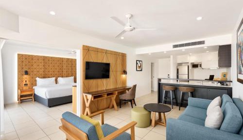 One-Bedroom Suite - Garden View