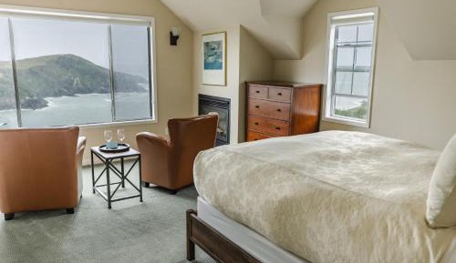 Queen Room with Sea View