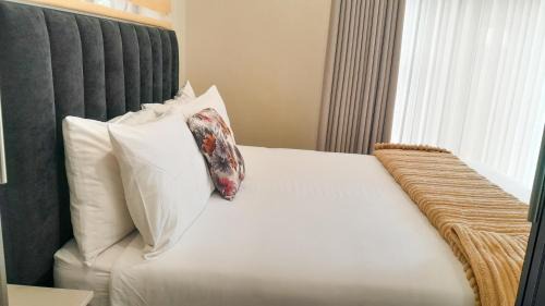 Deluxe Double Room with Shower