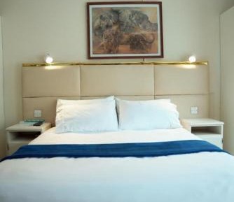 Standard King Room