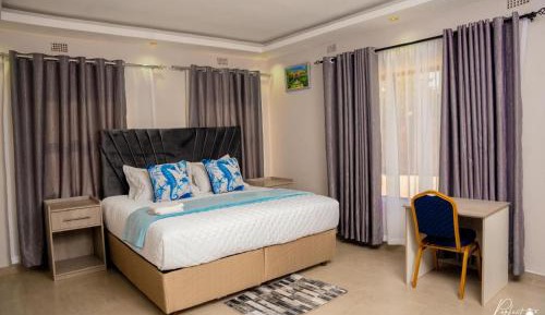 Twin Room with Private Bathroom
