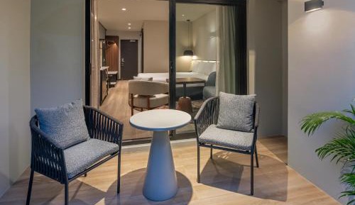 Deluxe King Room
