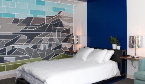 Queen Room