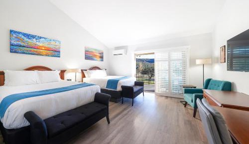 Queen Room with Two Queen Beds