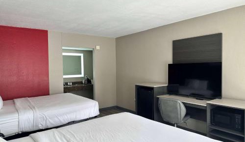 Double Room with Two Double Beds and Roll-in Shower - Mobility Access/Non-Smoking