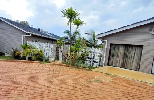 Harare East Hotel | Las Palmas Guest House