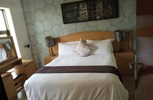 Lusaka Central Apartment | Executive fully furnished apartment close to amenities In Massmedia no001