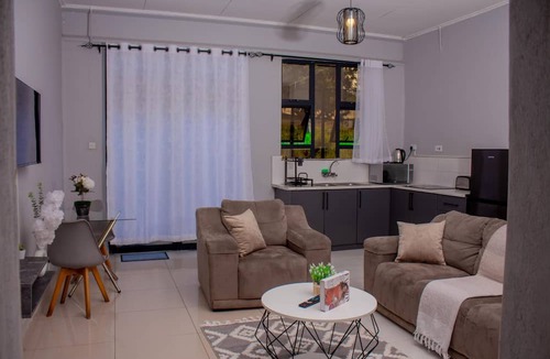 Kariba Apartment | Newly built one-bedroom apartment in Kariba Heights - 2381